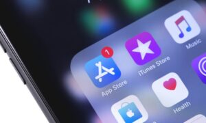 Apple menurunkan biaya pengembang App Store di UE untuk kepatuhan DMA