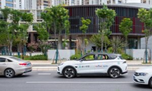 Bloomberg: Tiongkok menghentikan sementara izin AV setelah gangguan Baidu