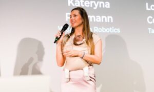 Melewati ‘fase menakjubkan’ robotika, pengiriman dan keselamatan adalah yang terpenting