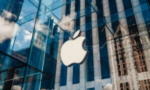 Siri AI Apple tidak akan tersedia di UE saat diluncurkan