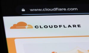 Cloudflare memblokir perayap AI dari halaman web yang didukung iklan secara default