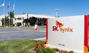 Pembuat chip SK Hynix mengumpulkan $26,5 miliar dalam debut pasar saham AS