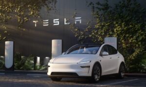 Saham Tesla jatuh setelah perusahaan meleset dari ekspektasi analis Q2