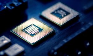 Anthropic mengonfirmasi rencana untuk membuat chip AI sendiri di tengah kekurangan global