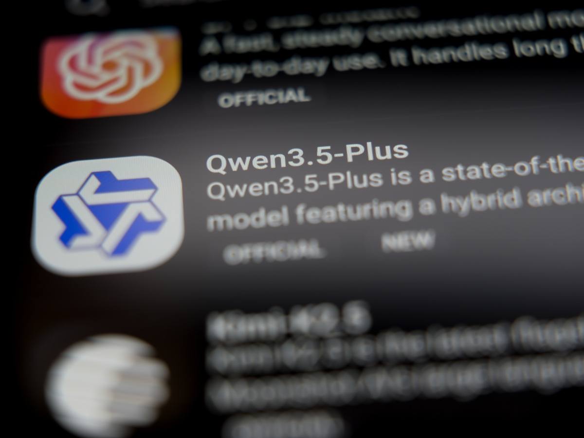 Qwen3.5-Plus mobile application interface on a smartphone screen.