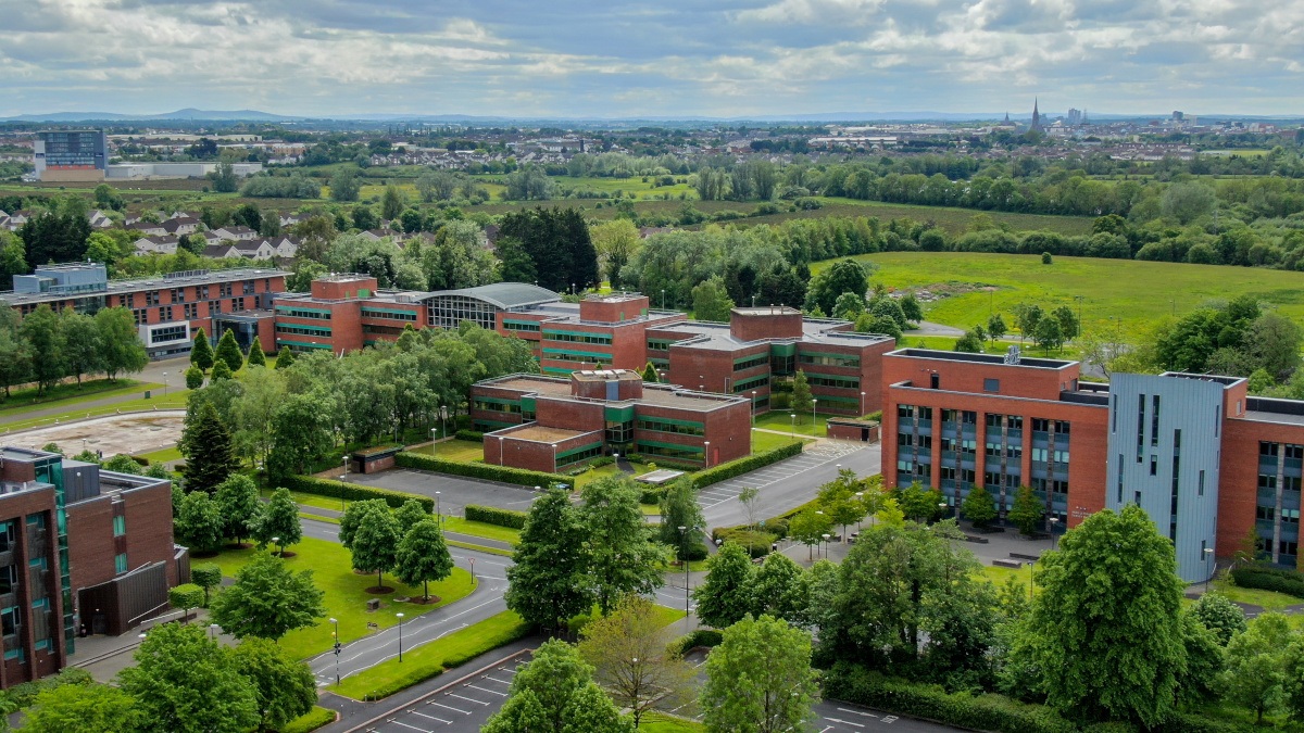 University of Limerick memberikan penghargaan kepada lulusan pertama di bidang teknik imersif 24 Agustus 2026