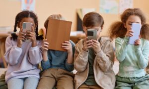 Bagaimana laporan CyberSafe Kids dapat membantu menciptakan ekosistem yang aman? 9 Oktober 2026